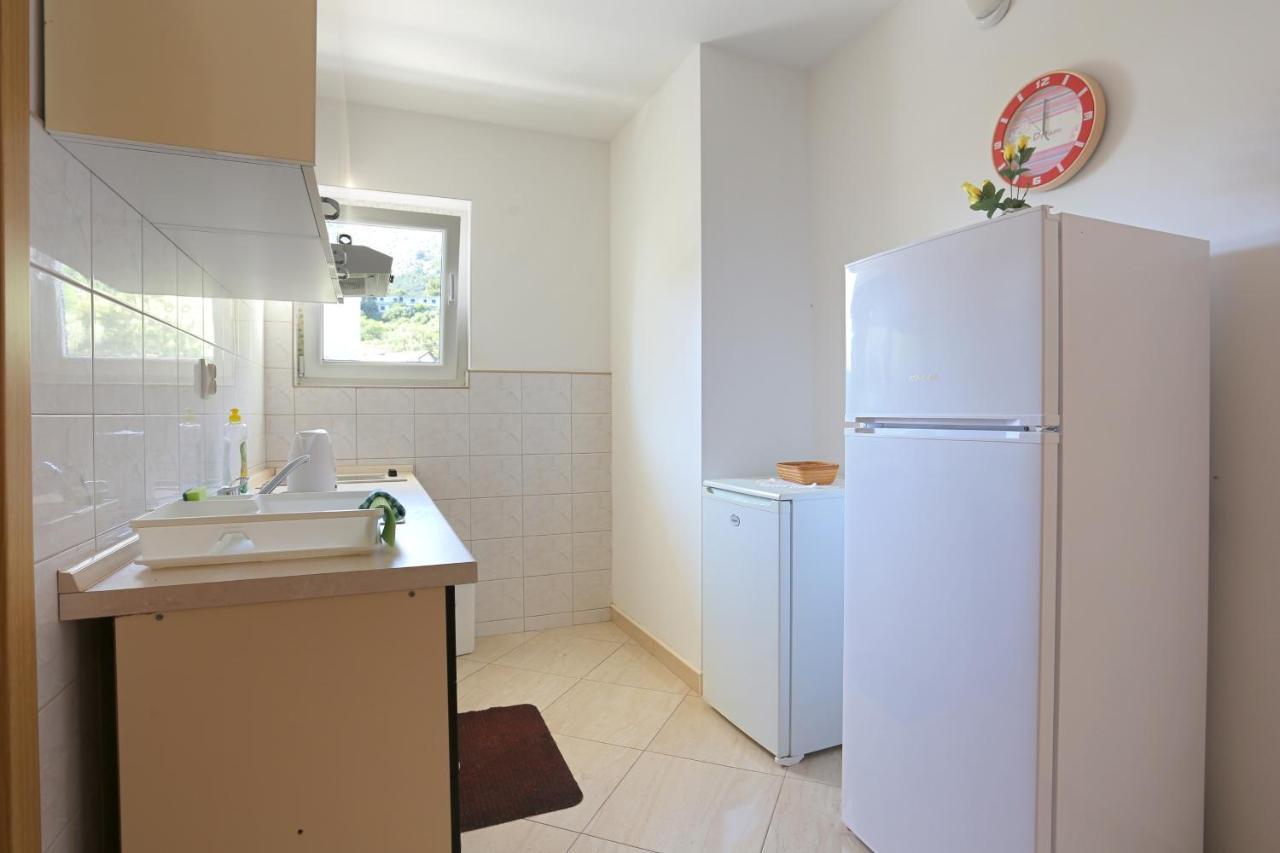 Apartments By The Sea Zivogosce - Porat, Makarska - 18218 Igrane Exterior photo